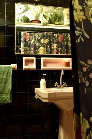 La Inquieta Guesthouse - Photo4