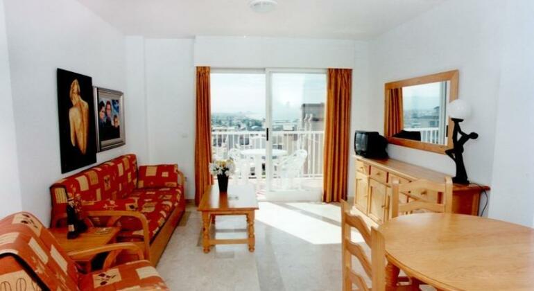 Apartamentos Turisticos Biarritz - Bloque I - Photo5
