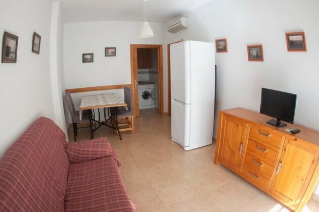 Nueva - Photo2