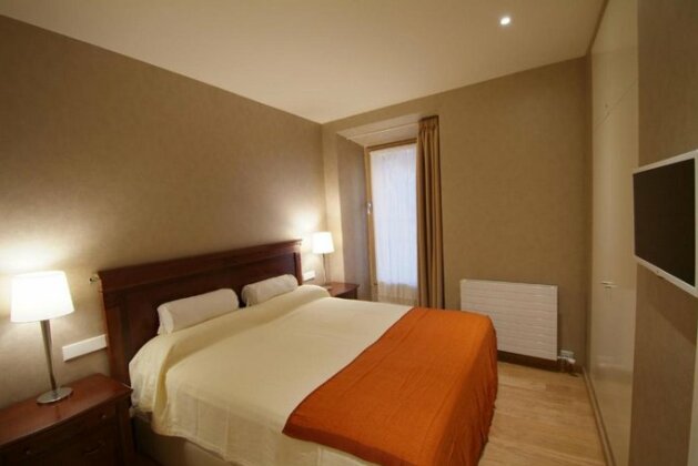 Beautifully furnished luxury apartment in Barri Vell Girona - Photo5