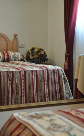 Hostal Paz - Photo2