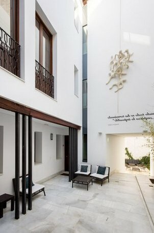 Elvira Suites - Photo3