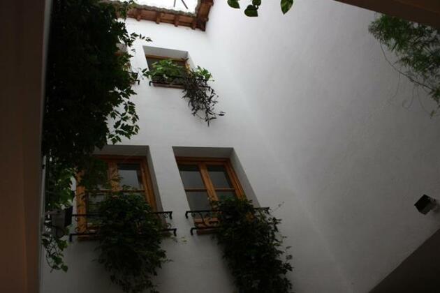 Hostal Jardines - Photo2