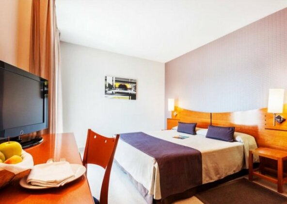 Hotel Granollers - Photo4