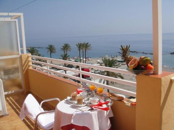 Hostal Costa Sol - Photo2