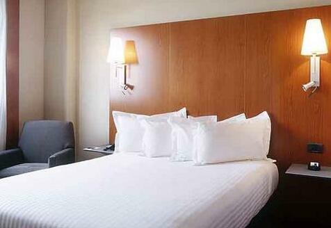 AC Hotel Huelva A Marriott Luxury & Lifestyle Hotel - Photo4