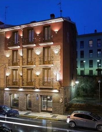 Hotel Posada De La Luna Huesca