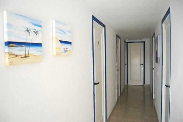 Hostal Costa - Photo4