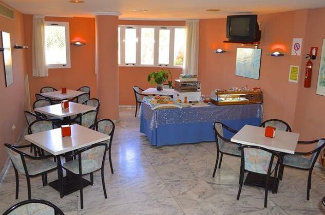 Hostal Residencia Molins Park - Photo4