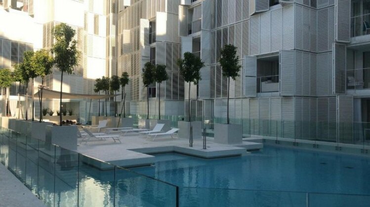 LA MAISON BLANCHE DESIGN Luxury Apartments - Photo4