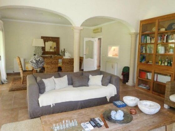 HolidayHome Calle Alemania - Photo2