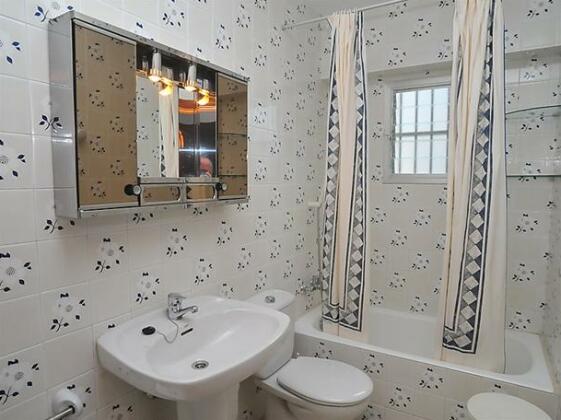 Interhome - Patrai 8 - Photo4