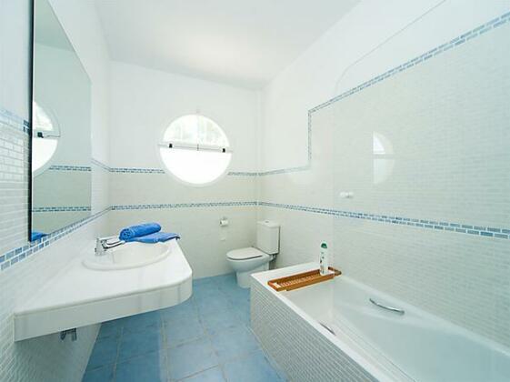 Interhome - Ruissenores - Photo4