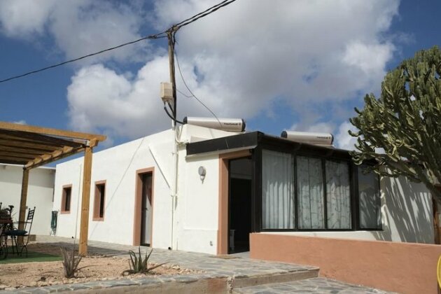 Villa Sol-Country House in Lajares