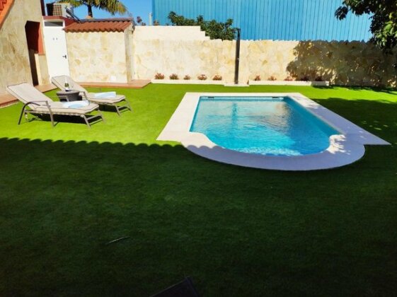 Villa con piscina y barbacoa - Photo4