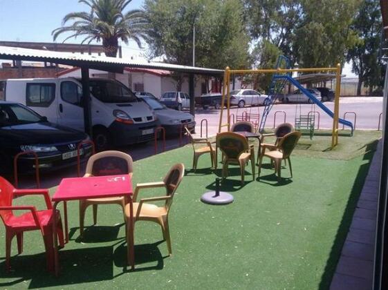 Hostal Restaurante Carlos III - Photo4