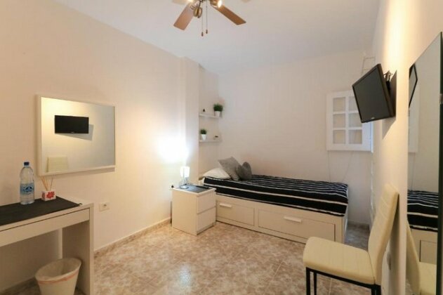 Downtown Share Apartment - Photo3
