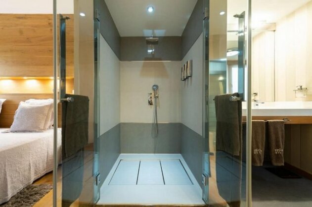 Highest Quality Home - Photo3