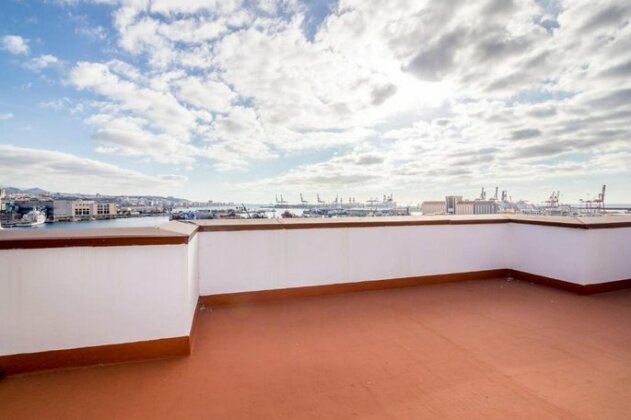 Penthouse with terrace and city port views - Photo5