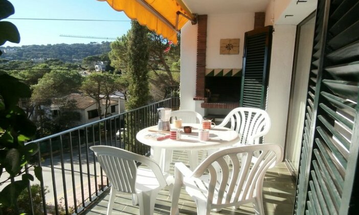 104672 - Apartment In Llafranc - Photo2