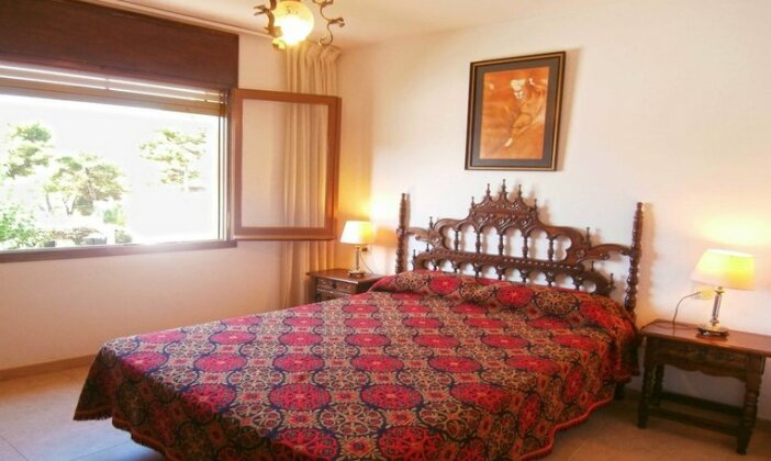 104686 - Apartment In Llafranc - Photo4