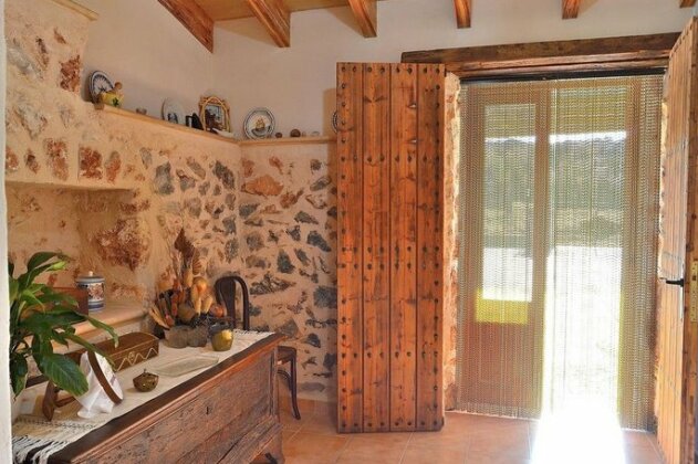 139 Llubi - Photo4