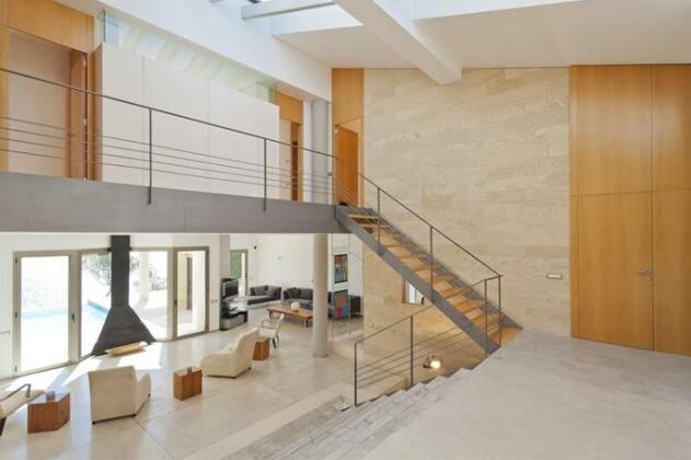 Herce Property - Photo2