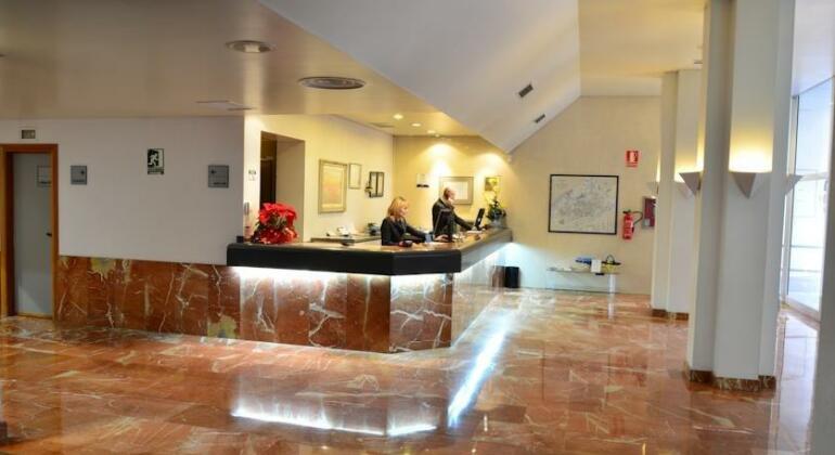 Hotel Ciudad de Logrono - Photo4