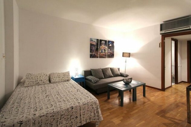 Apartamentos Castilla Luz 2 - Photo4