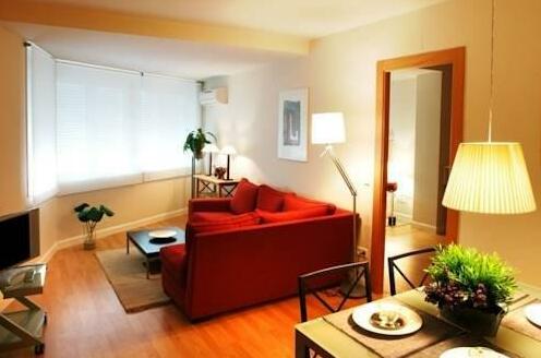 Apartamentos Salamanca Friendly Rentals - Photo4