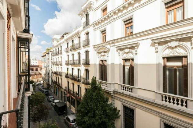 Apartment Prado Museum