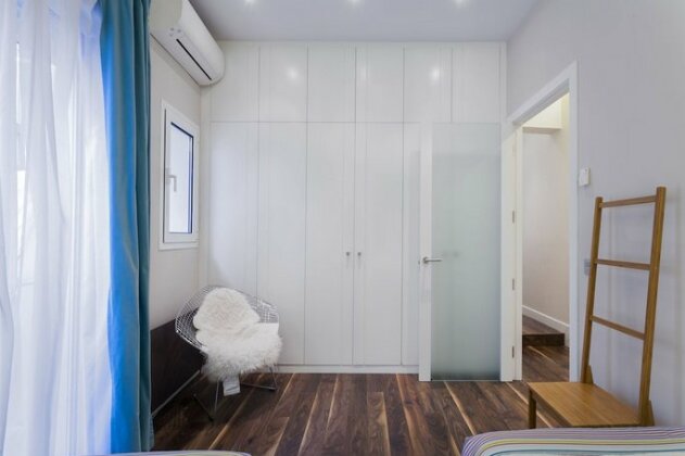 Dobo Rooms Relatores Apartments - Photo5