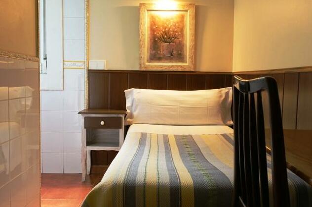 Hostal La Vera - Photo3