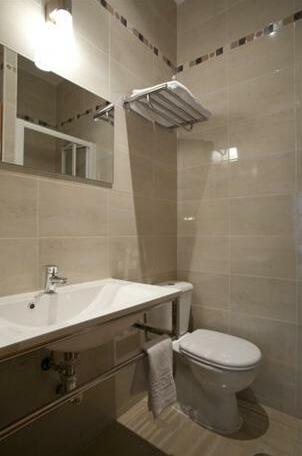 Hostal La Vera - Photo4