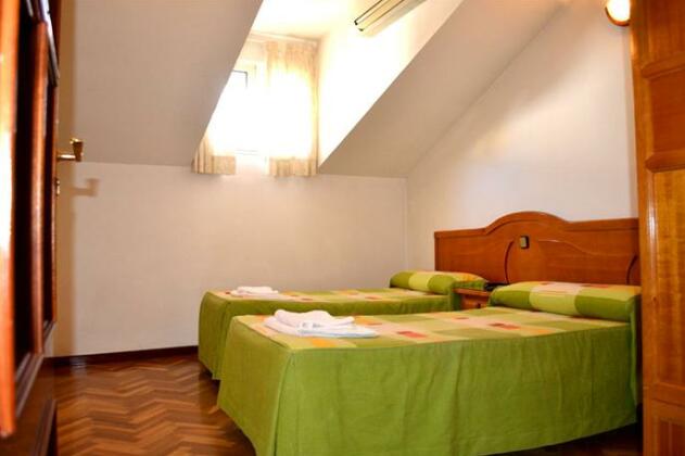 Hostal Odesa Gran Via - Photo3