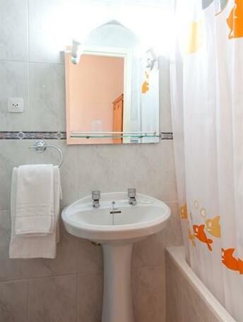 Hostal Union Madrid - Photo2