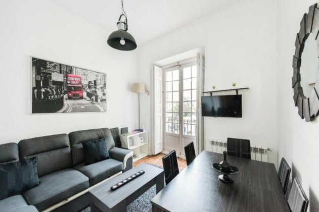 M&F Apartaments Chueca - Photo2