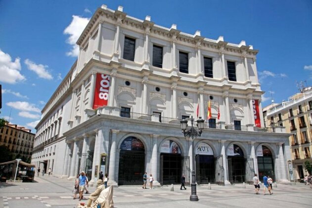 Opera Plaza - MADFlats Collection