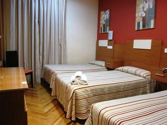 Students Hostel Luis Velez - Photo2