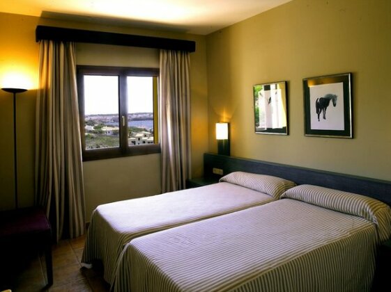 Aparthotel HG Cala Llonga - Photo4