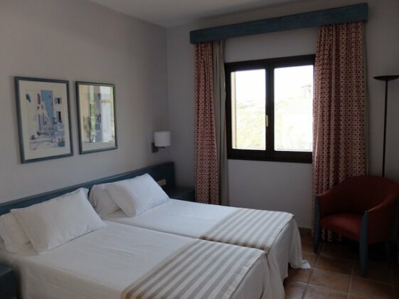 Aparthotel HG Cala Llonga - Photo5