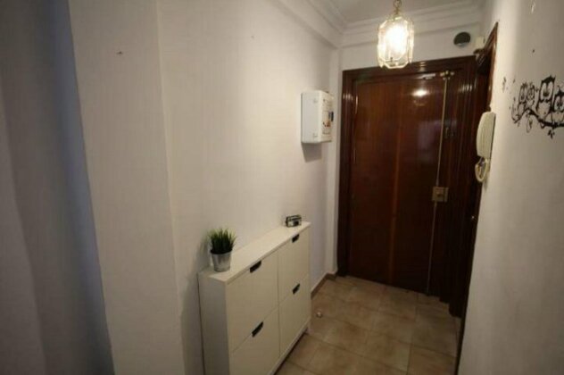 106918 - Apartment In Malaga - Photo4