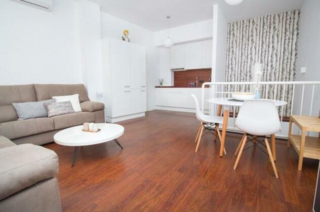 Amazing Modern Duplex - Photo2