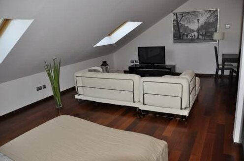 Apartamentos Malagaroom Malaga - Photo5