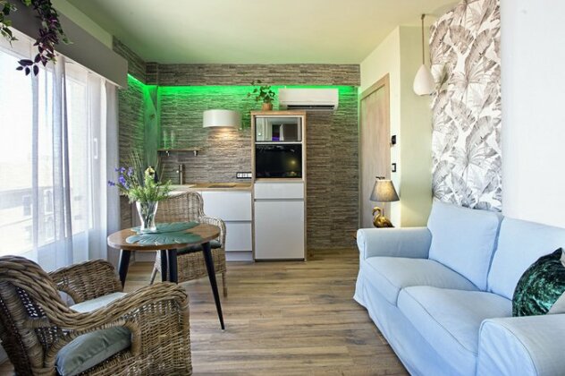 Blue Bird Suite Deluxe - Photo2