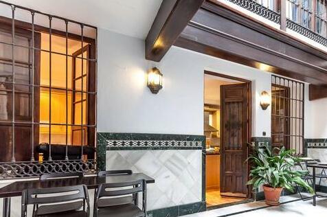 Feel Hostels City Center - Photo4