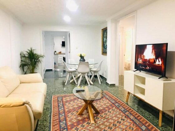 Gleaming apartment in city center with TERRACE - Photo2