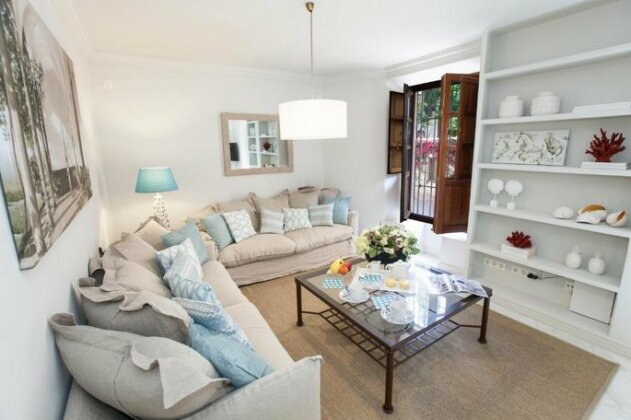 GR Suites Boutique Picasso - Photo3