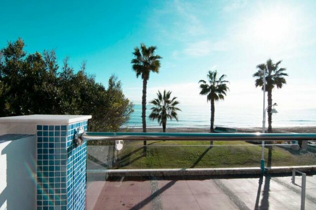 Letmalaga Cremades Beach - Photo2
