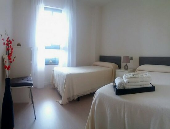 Malaga 103327 2 Bedroom Apartment By Mo Rentals - Photo3